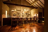 Amethyst Resort - bar