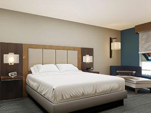 Holiday Inn Express Redding North, an IHG Hotel