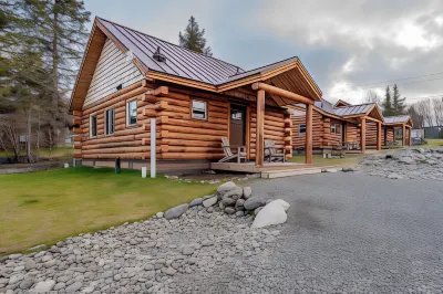 Lakeshore Lodging Hotel dekat Alaska Islands and Ocean Visitor Center