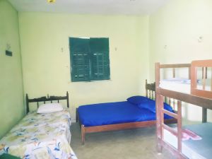 Aloha Phb Hostel