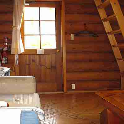 Log Cottage Himawari Rooms