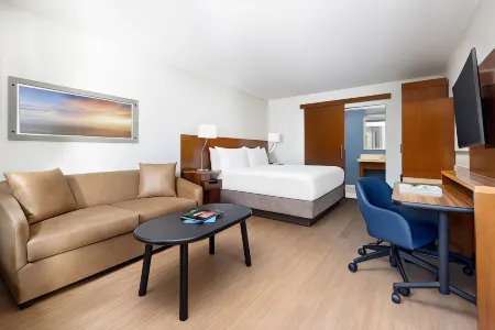 Fairfield Inn & Suites Key West at the Keys Collection