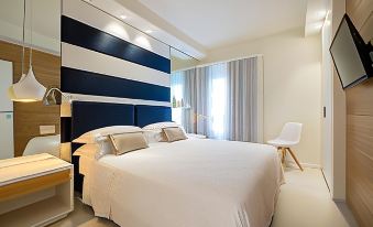 Metropol Ceccarini Suite - Luxury Apartments