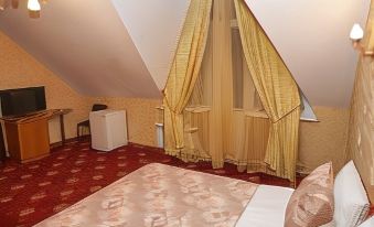 Kiparis Hotel