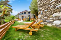 Traditional Apartments Elafos Hotels in Inachori