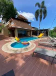 Angel Pool Villa Phuket - Villalar