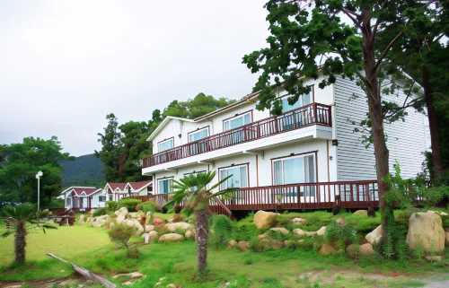 Haenam Ttangkkeut Namdo's Fragrance Pension Hotels in Haenam-gun