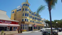 Glenmore Plaza Hotel Hotels in Avalon