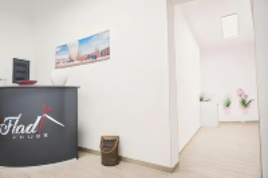 ฟลาดี้เฮาส์ อัฟฟิตาคาเมเร