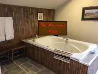 Oak Valley Inn and Suites Hotels in Geneseo