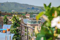 Alma Hotel