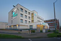 Friends Hotel Düsseldorf-Airport Ratingen - 3 tähden