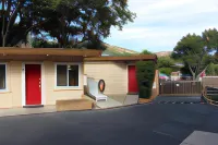 Little European Lodge - Mountain view