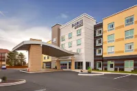 Fairfield Inn & Suites Port Clinton Waterfront Hotels in Port Clinton