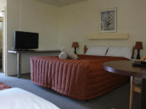 Cobram Colonial Motor Inn Hotels in Cobram