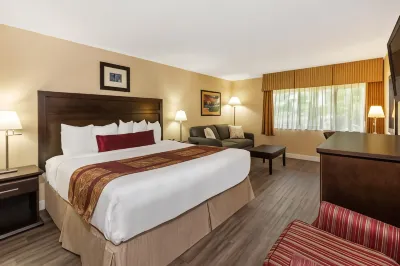 Ramada by Wyndham Coquitlam Hotels in New Westminster