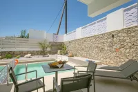 Stay Helios - Beach