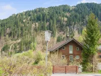 Comfortable Apartment in Mayrhofen with Garden Hotels in Finkenberg