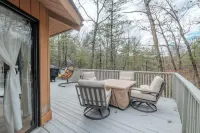 Experience nature's charm! Retreat near Bryce Resort/George Washington Forest