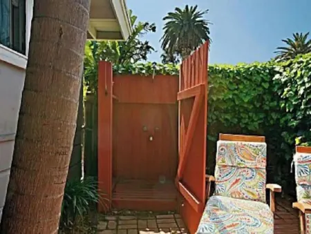 Surfside Cottage - 200 ft from the Sand Отели рядом с достопримечательностью «Торрей Пайнс Стейт Бич»