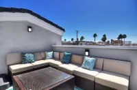 Newly built + Ocean View + Steps to Sand
