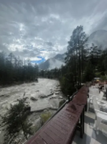 Shanti Cafe & Hostels