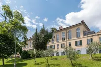 BlueLake Inn - Hostels