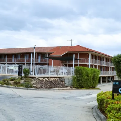 Bathurst Motor Inn Hotels in de buurt van Bathurst