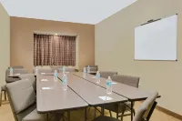 Microtel by Wyndham Perry National Fairground Area I-75