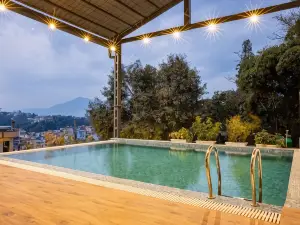 Mhendo Hotel & Studio Suites