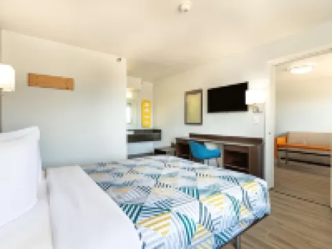 Motel 6 Rolling Meadows, IL - Chicago Northwest Hotels in Rolling Meadows