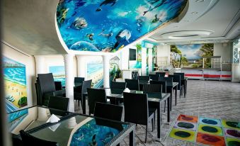 Golden Beach Hotel