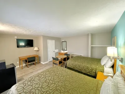 Overton Motel Hotels near Overton Plaza Shopping Center