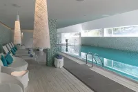 The Grand Hotel - С бассейном