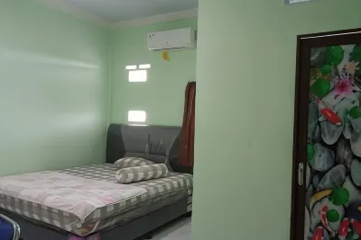 OYO 93457 White House Syariahnearoyo 93457 White House Syariah Hotel dekat Kolam Pancing Pak Wo, Kubang Raya, Panam