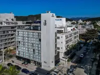 Spot Jurere Sophistication by the Sea - Spj's Hotels near Jurere Beach