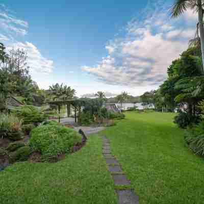 Secrets on the Lake Hotel Exterior