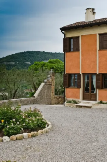 安布羅賽提別墅飯店