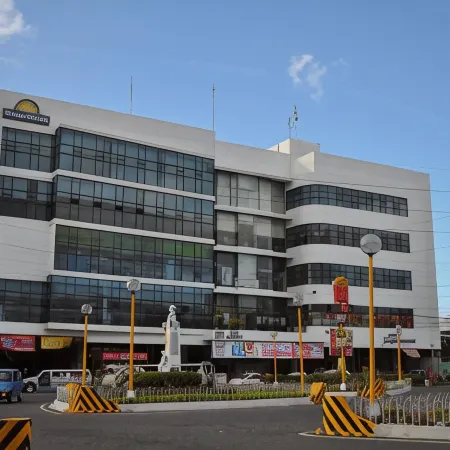 Days Hotel by Wyndham Iloilo