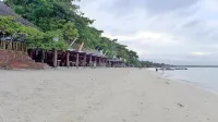 Adams View Hotel - Beach