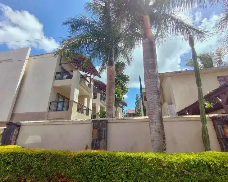 Grand Bay Suites Hotel di Grand Baie