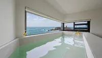 Waytree Ocean View Pool Villa فنادق في 
