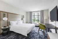 Fairfield Inn & Suites Minneapolis North/Blaine Hotels near ALDI