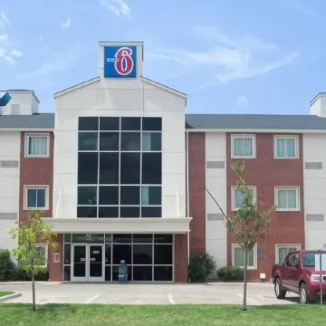 Motel 6 Norman, OK