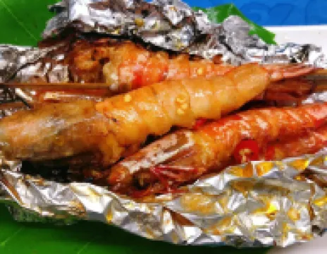 โรงแรมแกรนด์บลูบีช