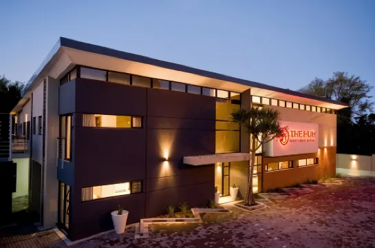 The Hub Urban Hotel - 3-Star