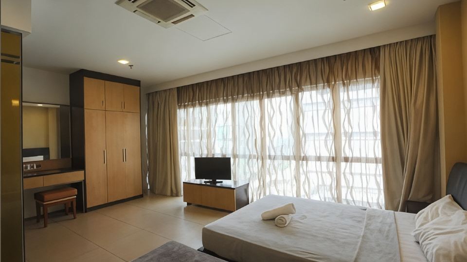 T Hotel Jalan Tar