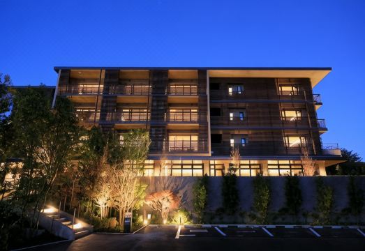 2. 블리스티아 하코..