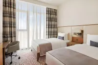 Staybridge Suites Dubai Al-Maktoum Airport Hotels in Dubai
