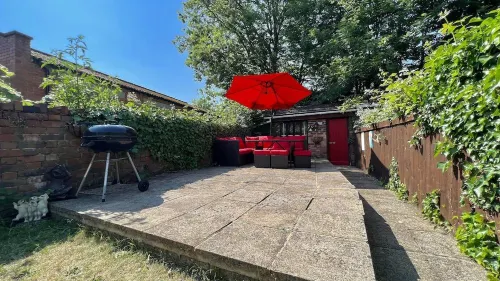 3 bedroom character town house on the edge of the Blackdown hills Hotels in Wellington